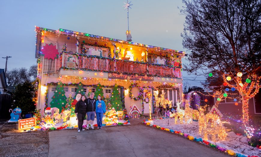 Santa Clara celebrates the winners of the 2020 Holiday Home Decorating Contest. The Chavez family shares how they created their winning home.