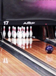 Moonlite Lanes: A Santa Clara Icon Since 1960