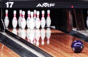 Moonlite Lanes: A Santa Clara Icon Since 1960