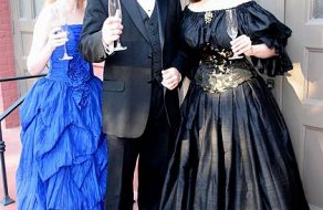 New South Bay Opera Company Makes Opera Audience-Friendly