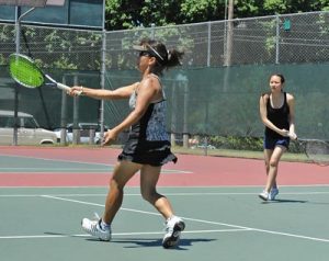 Santa Clara Tennis Club Pigs Out