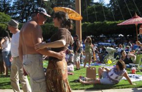 Uncorking Fun in the Sun at 31st Art and Wine Festival