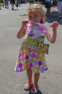 Giving back to their community as a back to school gesture