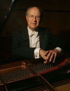 SCU Piano Virtuoso Hans Boepple Takes the Stage