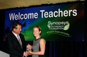Buchser Middle School Science Teacher Wins Synopsys Award