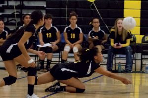 Momentum Swings in Chargers’ Favor, Sweep Bruins in Straight Sets