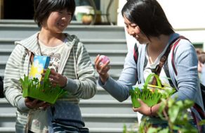 Japanese Visitors Enjoy Easter in Santa Clara