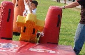 Santa Clara Lions and 49ers Host Gatorade Junior Training Camp