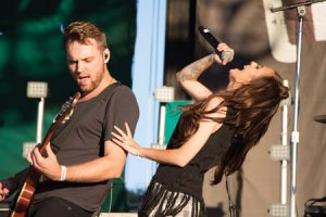 Summer Splash Brings Chart Toppers to Great America