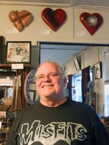 Plenty of Heart in Bob Knight’s Art