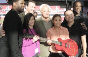 Food Bank Gala at Levi&#x27s Stadium Scores Against Hunger
