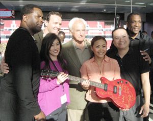Food Bank Gala at Levi&#x27s Stadium Scores Against Hunger