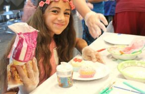 Northside Library Kids Battle It Out in Cupcake Wars