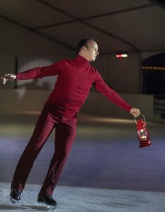 Holiday Tree Lighting – Super Style