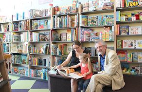 Books Inc. Opens in Santa Clara Square