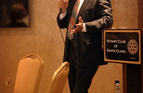 Santa Clara Acting City Manager Rajeev Batra addresses Rotary Club