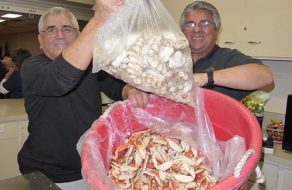 American Legion Post 419 Serves 700 Pounds of Fresh Crab