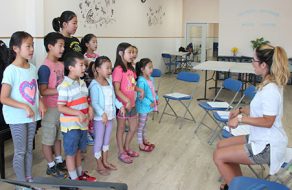 Colorful Universe Offers Musical Training for Young People