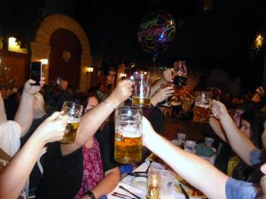 Santa Clara Chorale Woos New Audiences with Boisterous Bavaria and Beer