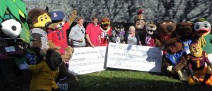 Pac-12 Honors Santa Clara Teachers Jennifer and Carl Erickson for Going the Extra Yard