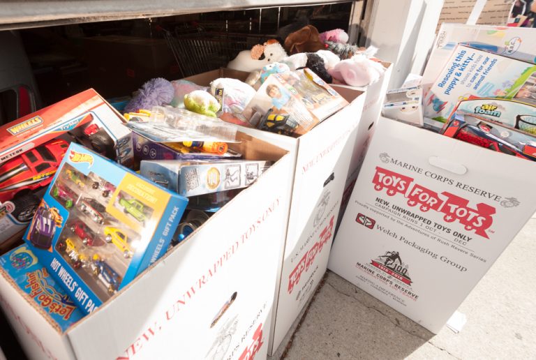 Local Car Clubs Support Toys for Tots