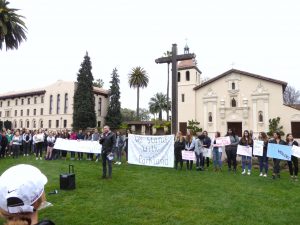SCU Students Rally to Remember Lives Lost to Gun Violence at Florida School Shooting