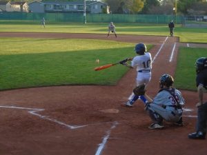 Wild Finish Sees Bruins Win in Walkoff Fashion, 4-3