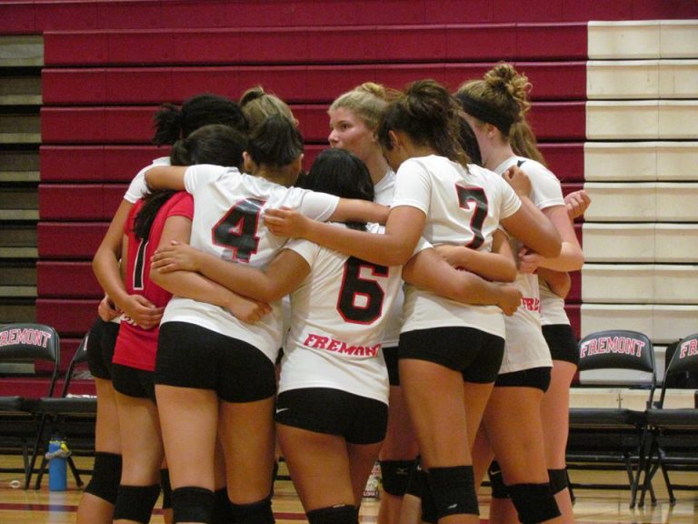 Fremont Falls to Third Place With Loss to Gunn
