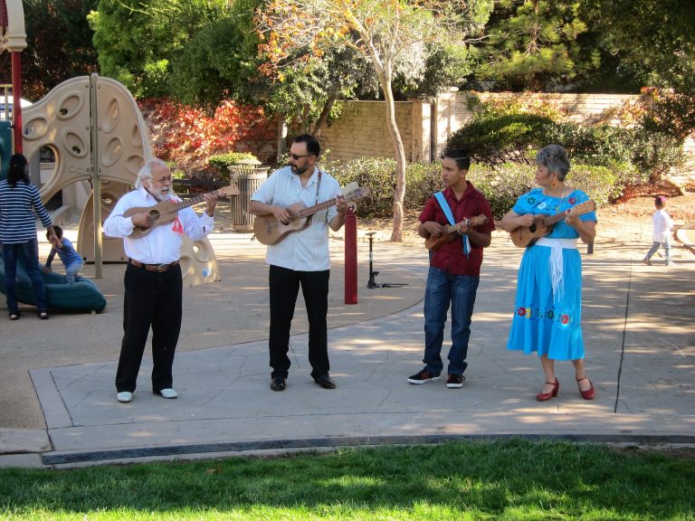 Santa Clara Family Performs Mexican Music at Cycle of Hope