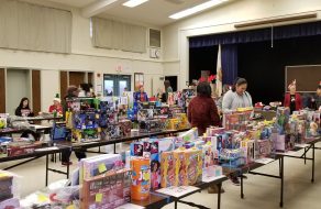 Soroptimist Spreads Smiles at Free Christmas Store