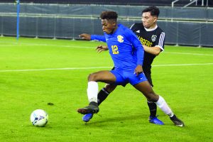 Bruins, Chargers Battle to Draw in Preseason Match at Avaya