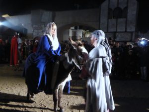 Star of Bethlehem Leads to Santa Clara First Baptist Church