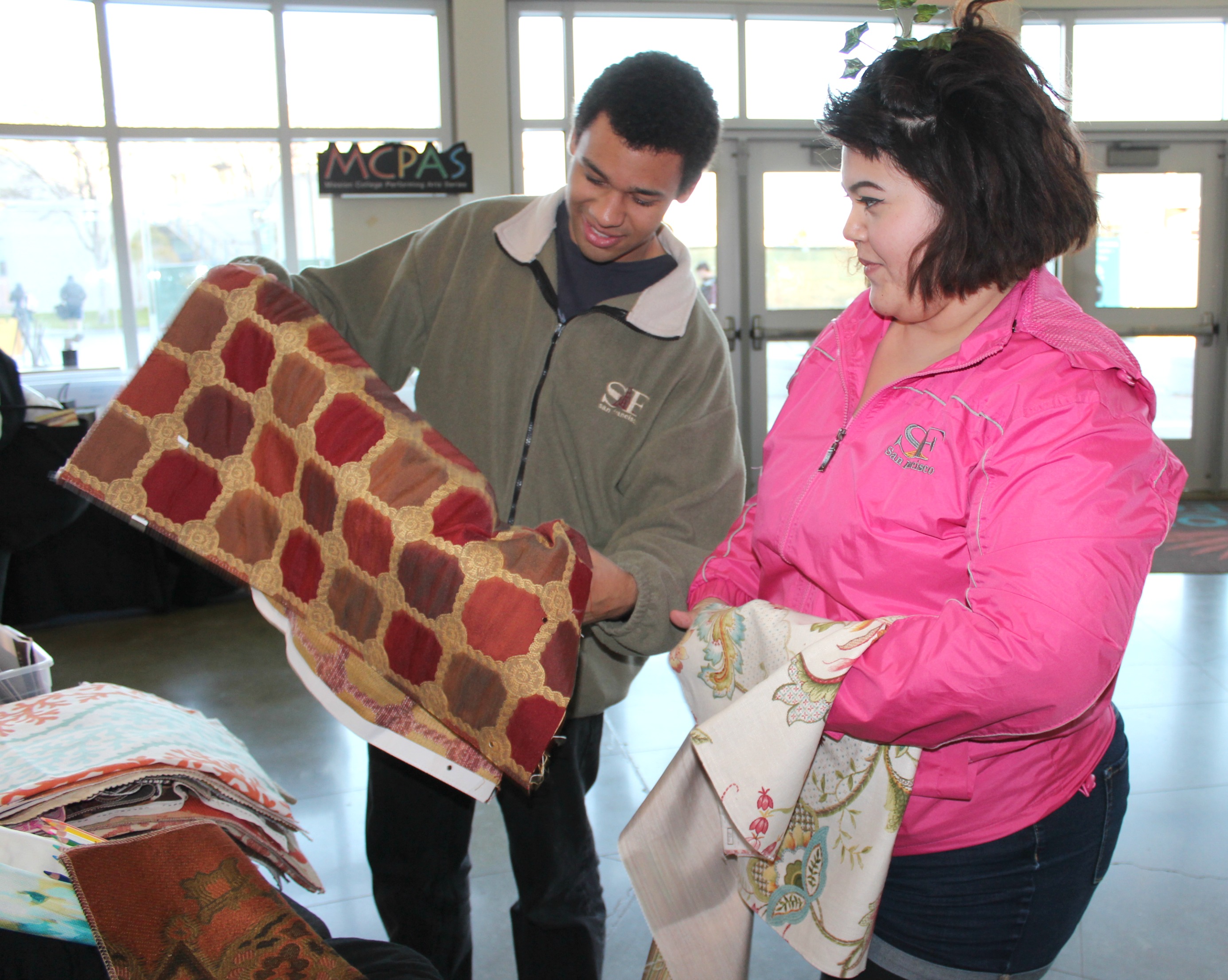 FabMo Offers Fabric and More for Artistic Endeavors, non-profit