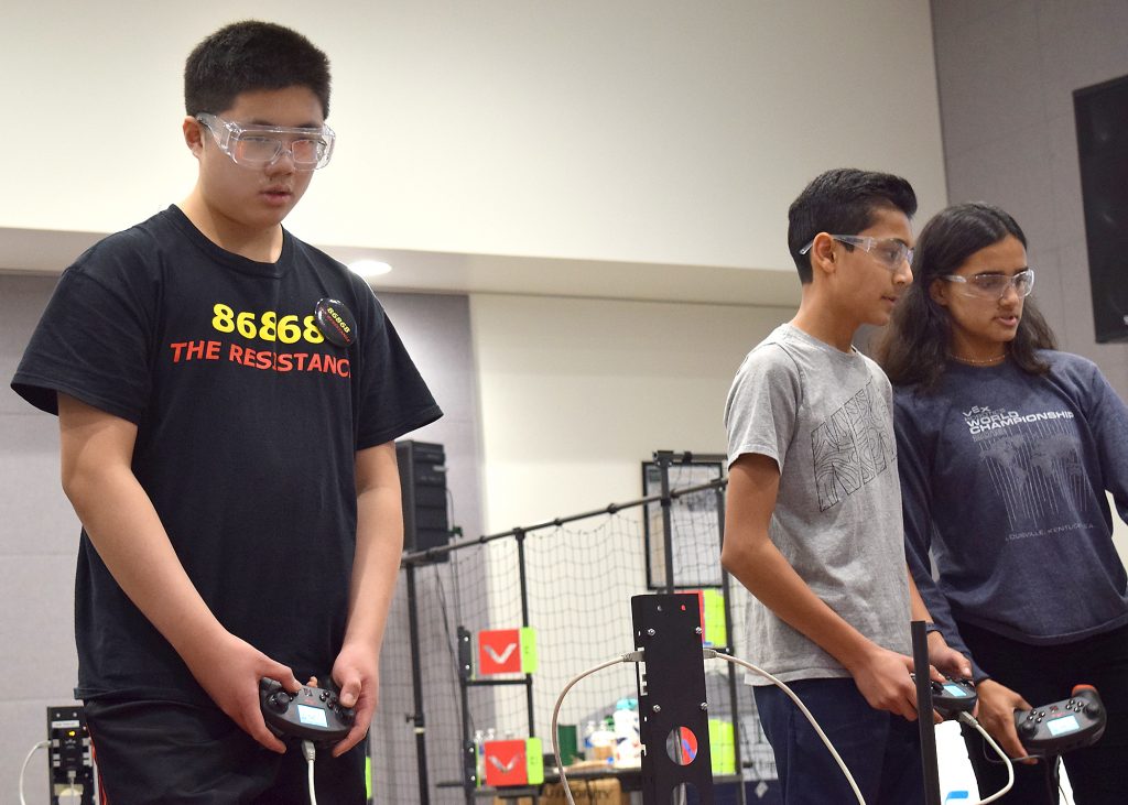 Santa Clara Robotics Team Wins California Central Coast VEX “Turning Point” Tournament at Cal Poly, The Resistance, VEX California State Championships