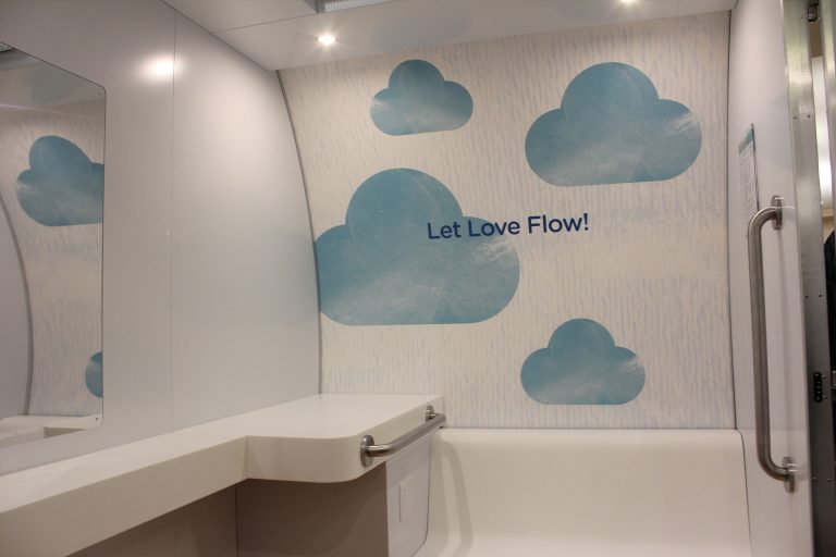 Community Members Get Pumped Up for the Mamava Lactation Space at Central Park Library