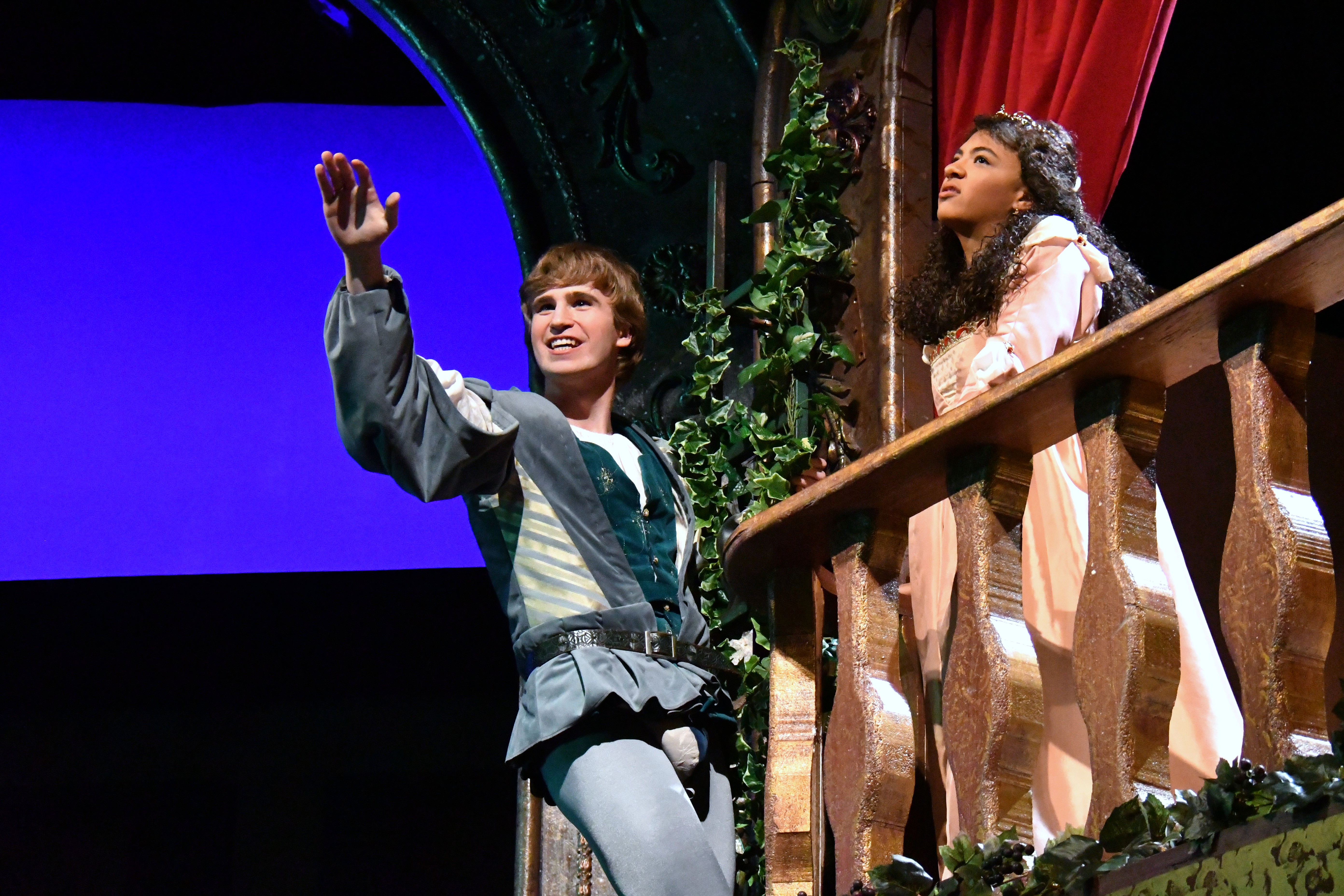 Romeo and Juliet, Sara Session, Derek Sikkema