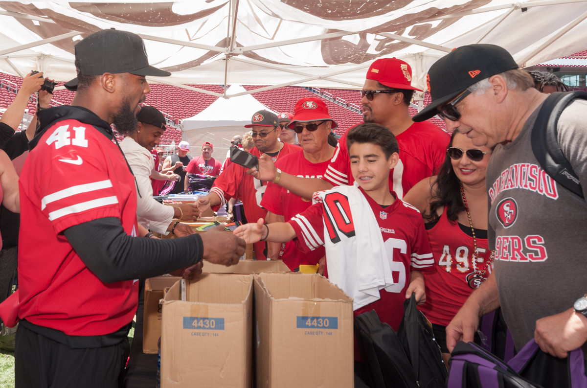 The 49ers Picnic On The Field featured a NFL 100th anniversary celebration. The 49ers and the NFL are celebrating Huddle for 100.