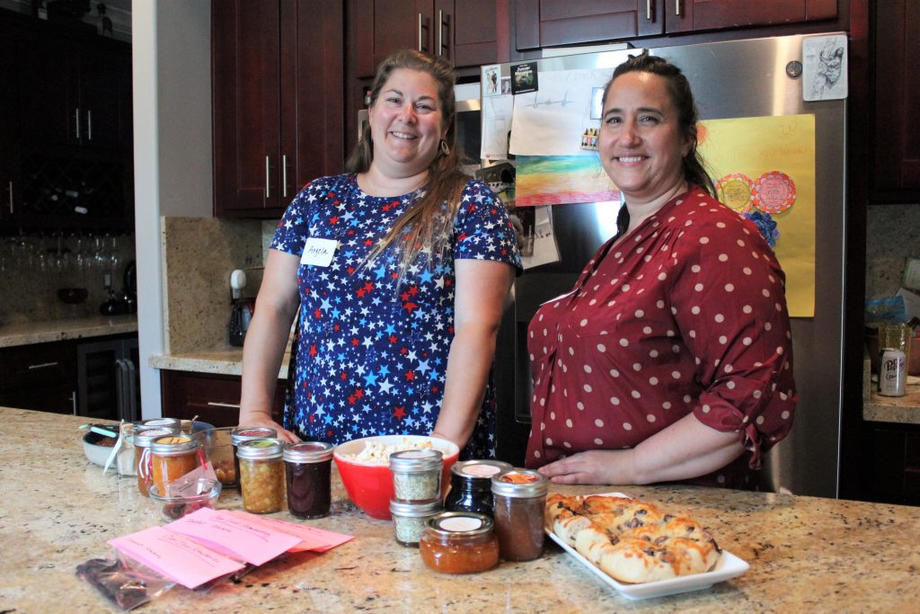 Food Swap Silicon Valley - At Food Swap Silicon Valley meeting, members and visitors can share food with each other. Kari Chinn and Angela Amberden share more about the organization.