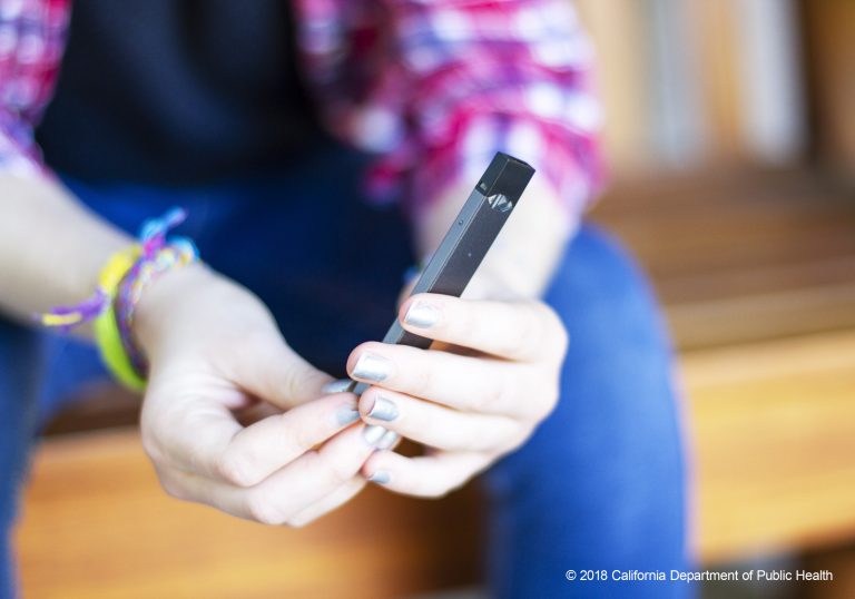 Santa Clara Schools, Police Battle Teen Vaping Issue