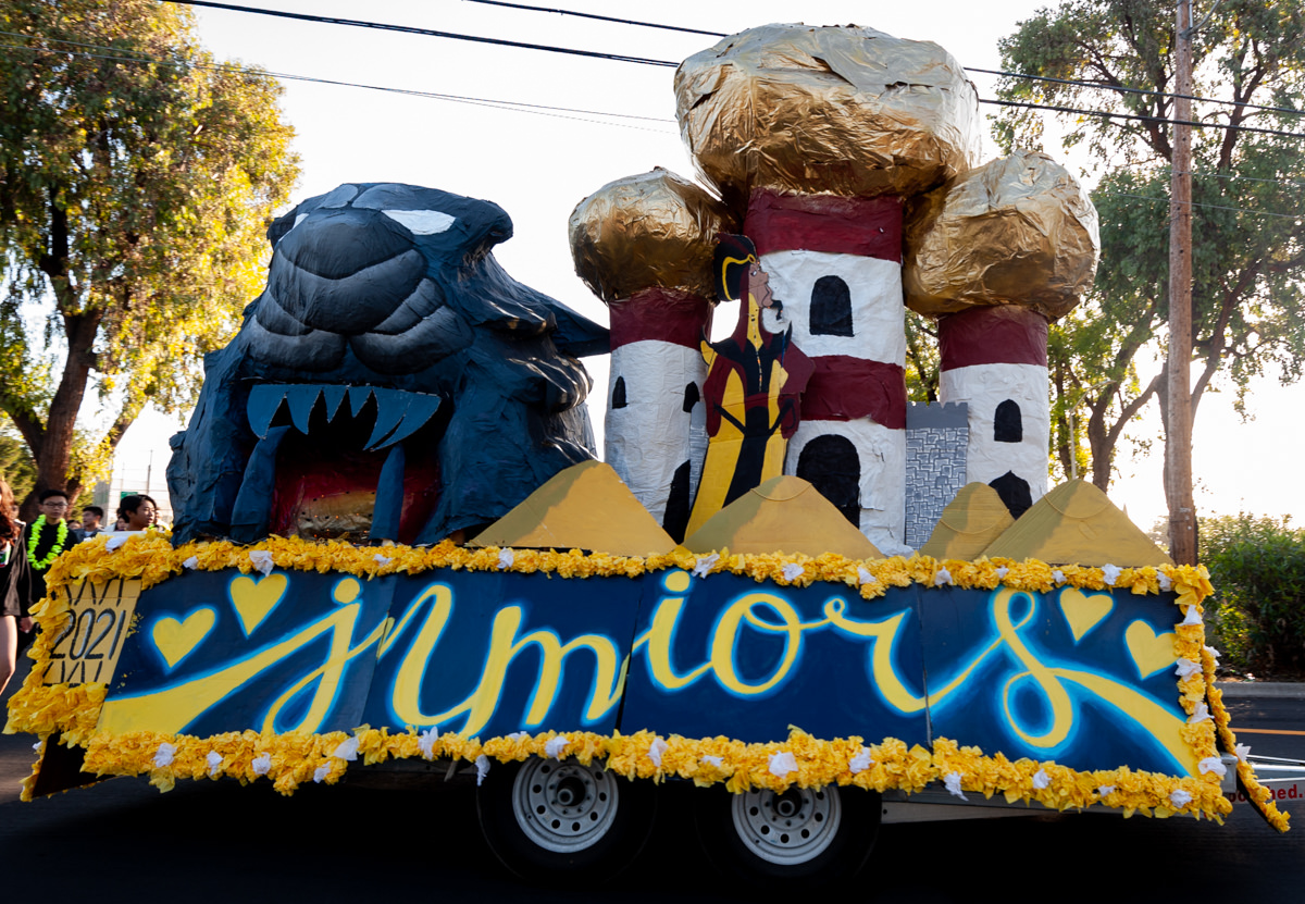 Wilcox High School in Santa Clara had its annual Homecoming Parade on Friday, October 4. The Sideline Cheer team was featured.