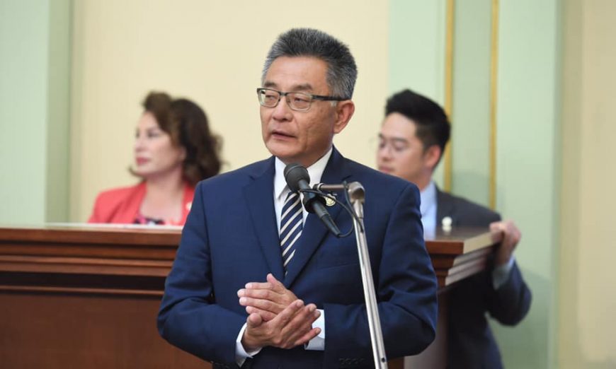 Assemblymember Kansen Chu will present Assembly Bill 7 to Congress. AB 7 will give California permanent daylight saving time.