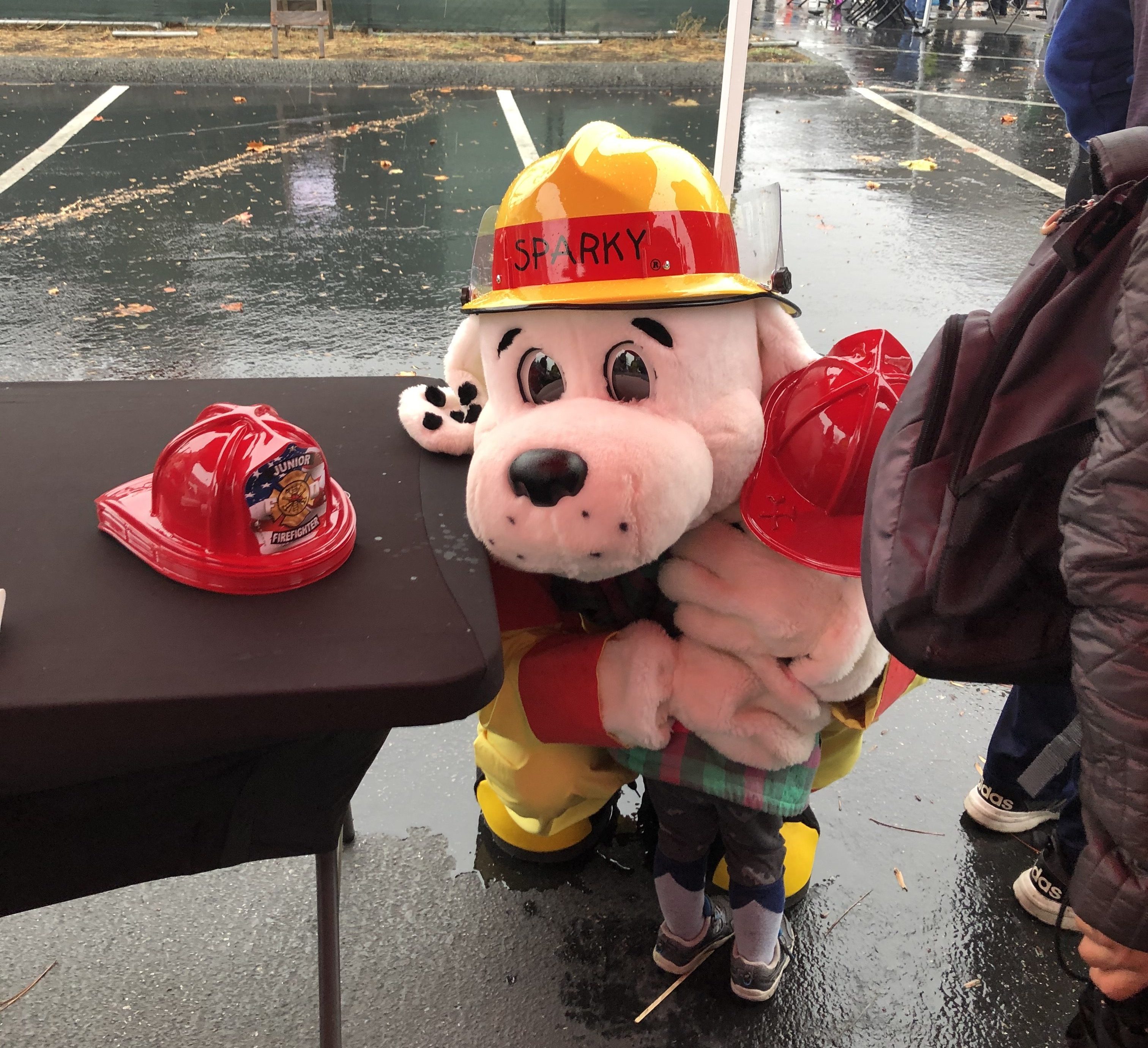 Sunnyvale Community Services and the Sunnyvale Department of Public Safety had a wet but sucessful Rides for Toys event to help others.