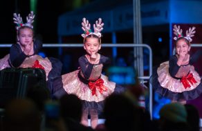 Santa Clara Rings in The Holiday Cheer Despite Rain