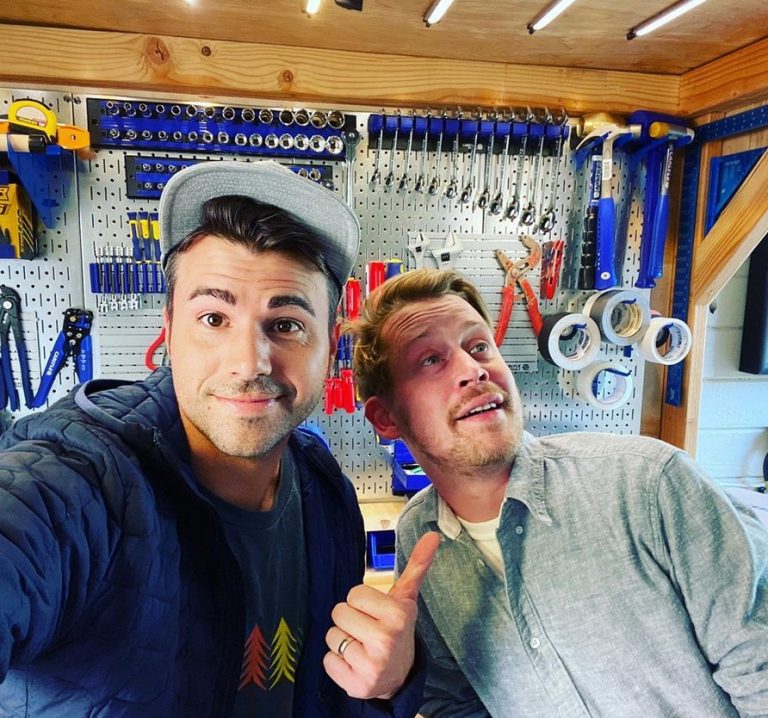 Sunnyvale Resident Glitter Bombs Package Thieves, Gets Discovery Channel Show