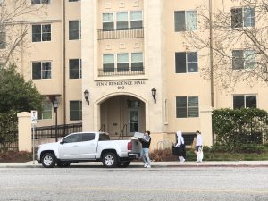 Santa Clara University Students Move Out of On Campus Housing, Prepare for Online Classes