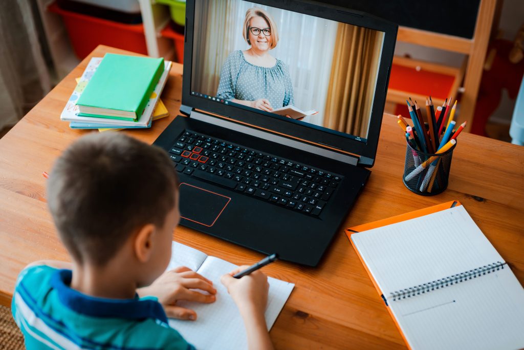 The Santa Clara Unified School District Superintendent Dr. Stella M. Kemp gives an update on how Distance Learning is going for their students.