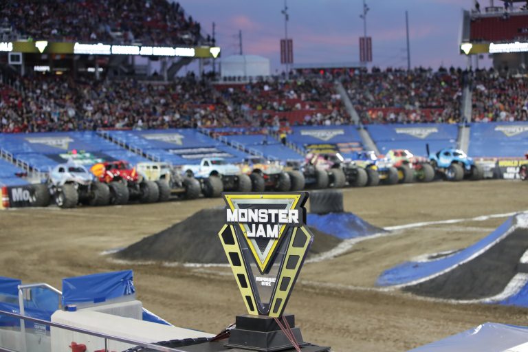 Milestones: SF 49ers Make Noise? – Opinion