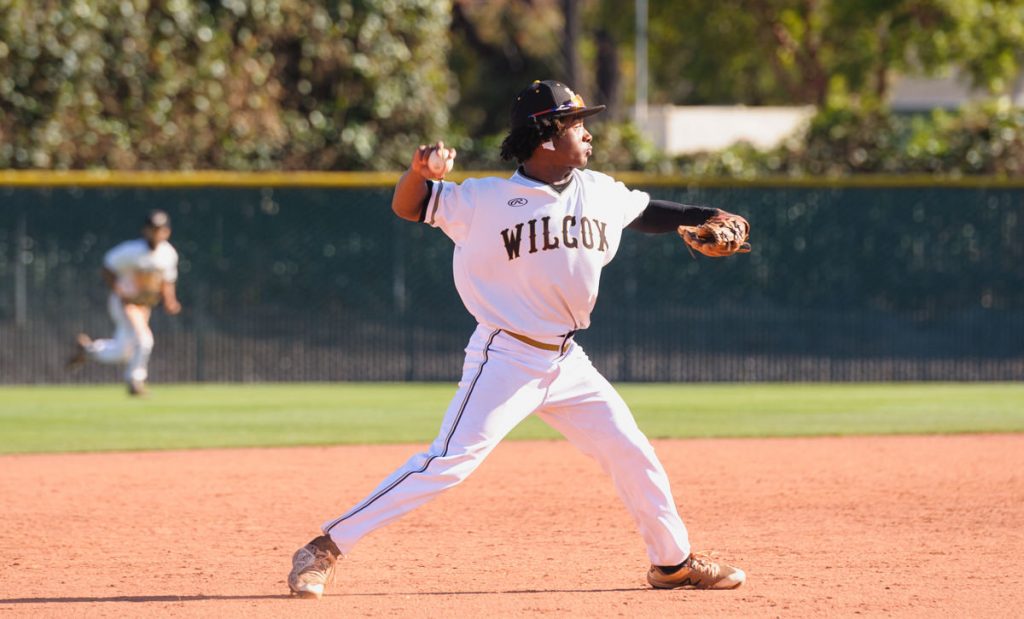 Wilcox Chargers baseball team took on the Los Altos Eagles. The Chargers played well but lost their lead. The Eagles clutched the win.