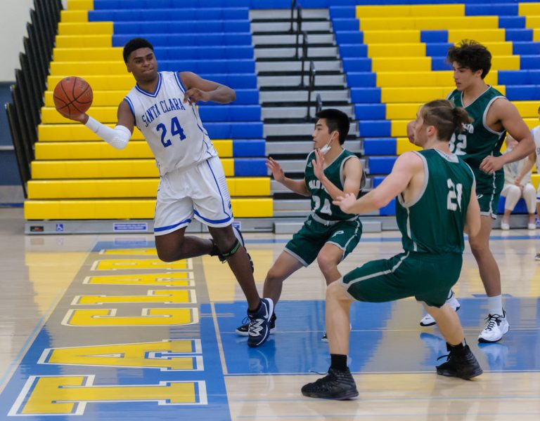 Bruins Basketball Wins Thriller In CCS Playoff Opener