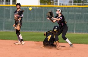 Chargers Softball Sweeps Firebirds 